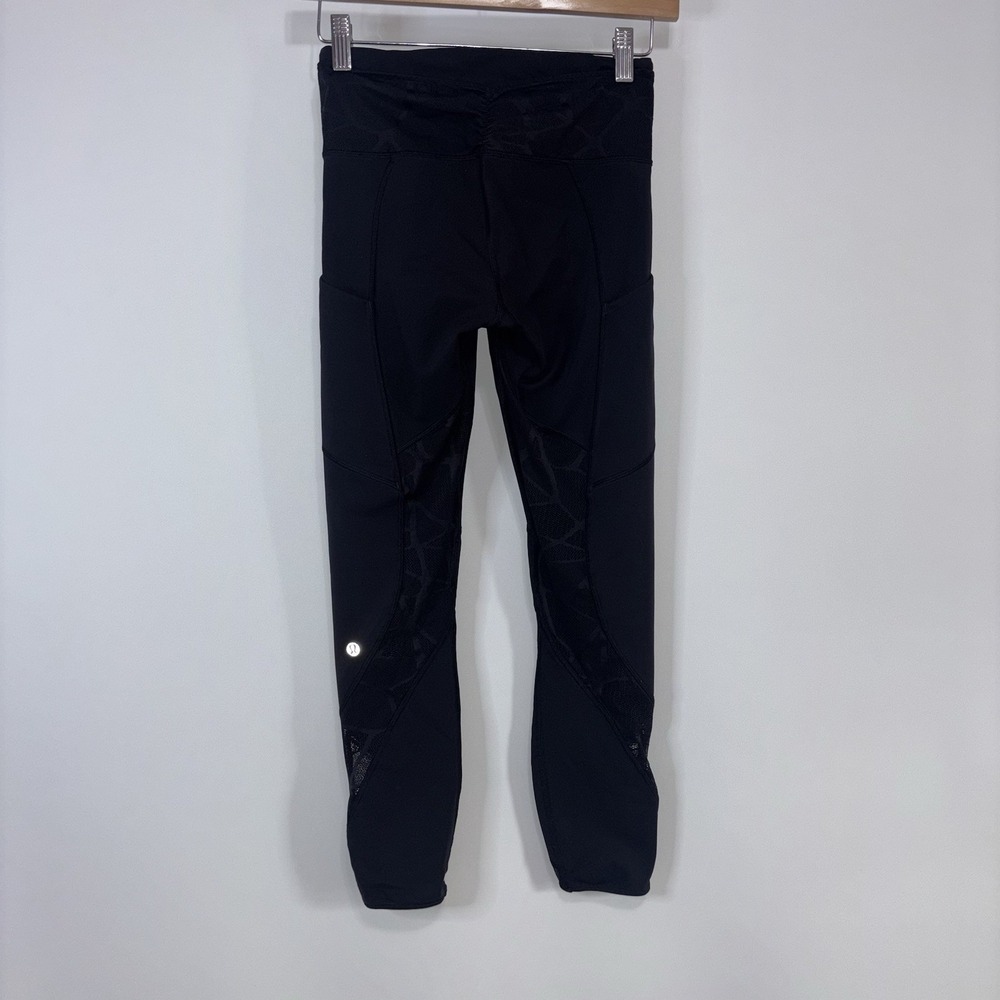 Lululemon Fresh Mesh Run Crop Leggings Black Spider Mesh Panel Size 4